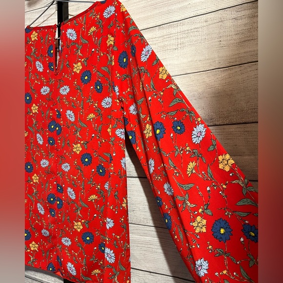 Hopely Vibrant Blouse - Picture 6 of 6